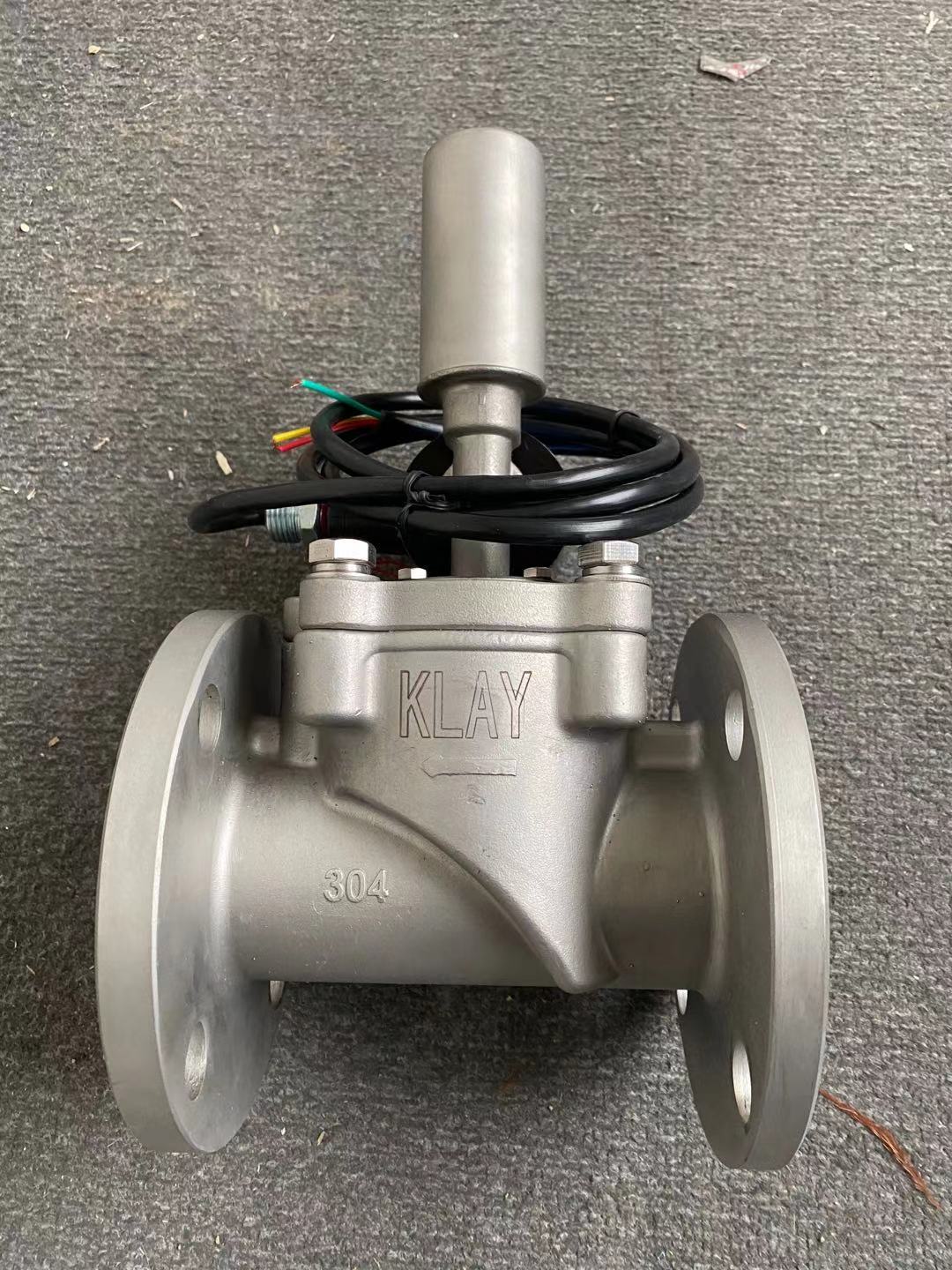 进口防爆电磁阀用途及工作原理(图2) 进口不锈钢防爆电磁阀图片